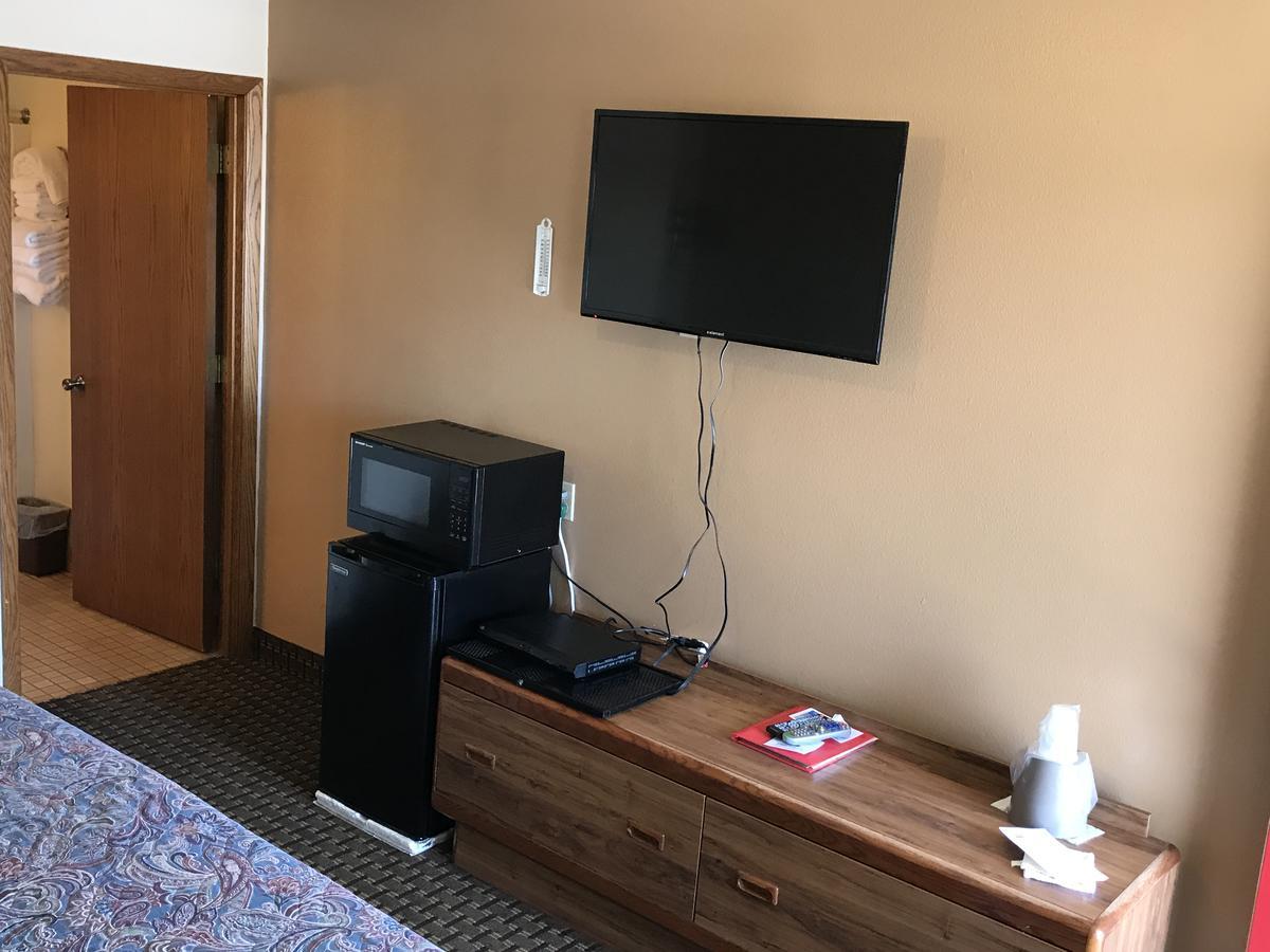 Wausaukee Exxon Quik Stop & Motel المظهر الخارجي الصورة